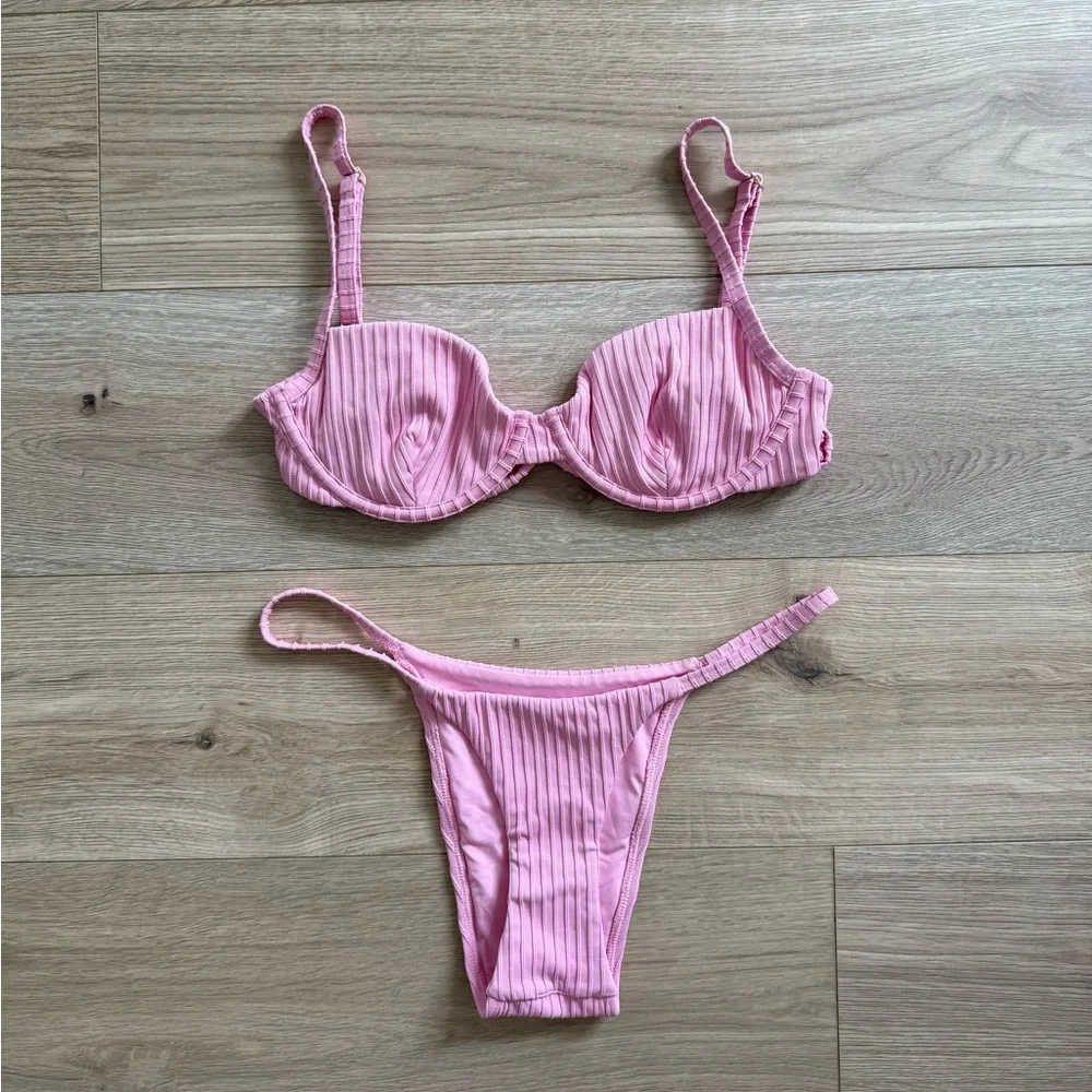 Monday Swimwear Pink Set - Picture 2 of 4